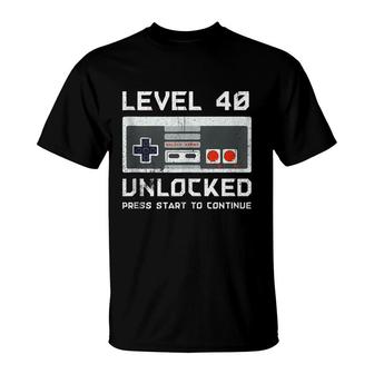 40 Year Old Forty Birthday Gift Level 40 Unlocked Gamer T-Shirt - Seseable