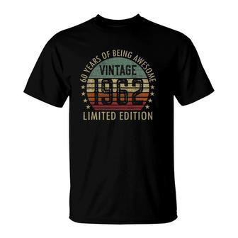 60 Years Gifts Old Vintage 1962 Limited Edition 60Th Birthday T-Shirt | Mazezy