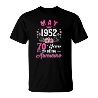 70 Year Old Made In May 1952 70Th Birthday Women T-Shirt - Seseable