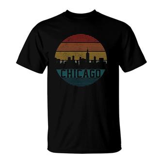 Chicago Skyline Vintage Retro Illinois Pride Gift T-Shirt | Mazezy