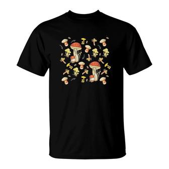 Cute Mushroom Pattern Garden Cottagecore Mushroom T-Shirt | Mazezy