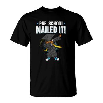 Dabbing Graduation Boy Preschool Nailed It Class Of 2022 T-Shirt | Mazezy