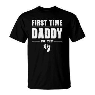 First Time Daddy New Dad Est 2021 Cool Fathers Day T-Shirt - Seseable
