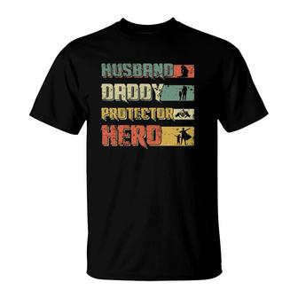 Husband Daddy Protector Hero Retro Vintage Fathers Day T-Shirt - Seseable
