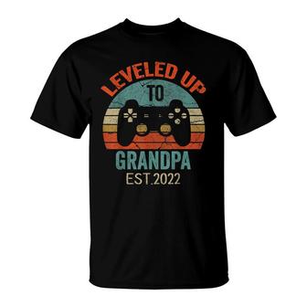Promoted To Grandpa 2022 Leveled Up Grandpa Est 2022 T-Shirt - Seseable