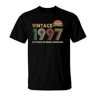 Retro Vintage 1997 22Nd Birthday Gifts 22 Years Old T-Shirt - Seseable