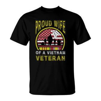 Veteran 2022 Proud Wife Of A Vietnam Veteran T-Shirt - Seseable