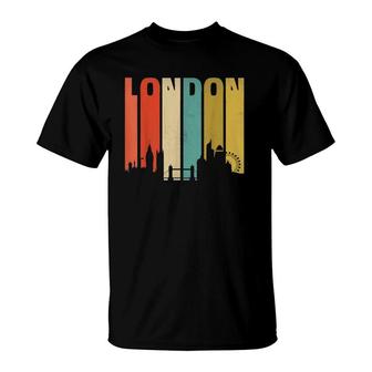 Vintage London Souvenir - Retro Stripes London Skyline T-Shirt - Seseable