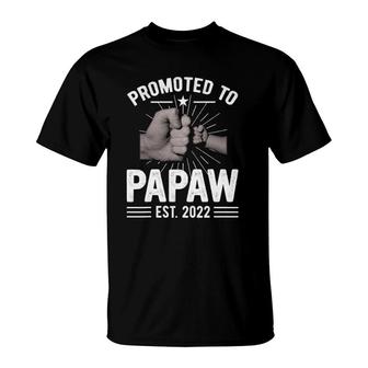 Vintage Promoted To Papaw 2022 Fathers Day New Grandpa T-Shirt - Seseable