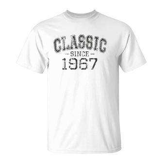 Classic Since 1967 Vintage Style Born In 1967 Birthday Gift T-Shirt | Mazezy