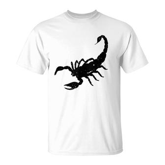 Scorpion Animal Distressed Vintage Look Silhouette Scorpio T-Shirt | Mazezy