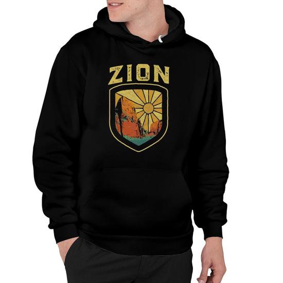 Zion National Park Vintage Badge Retro Distressed 80S Hoodie Seseable CA