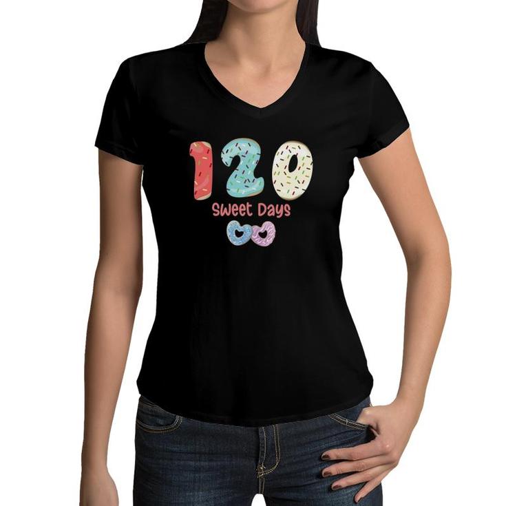 120 Sweet Days Back To School Donut 1St Grade Teachers Students 120 Days Of School Heart Shape Kids Women V-Neck T-Shirt
