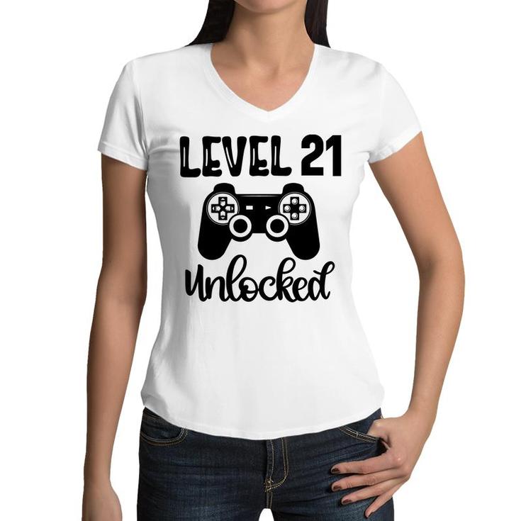 21St Birthday Black Gamer Unlocked Level Women V-Neck T-Shirt