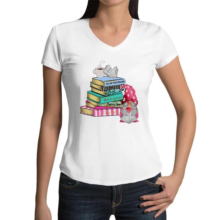Gnome Reading Books Coffee And Book Lover Women V-Neck T-Shirt