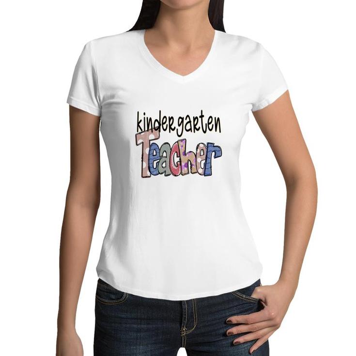 Kindergarten Teacher Who Is The Most Patience In The World Women V-Neck T-Shirt