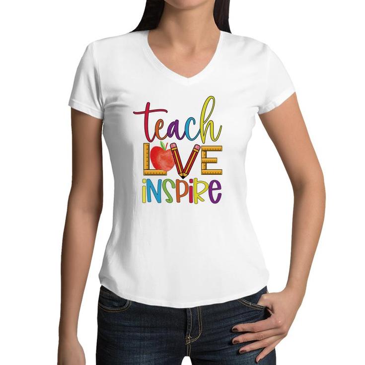 Students Are Inspired By The Teachers Teaching And Love Women V-Neck T-Shirt