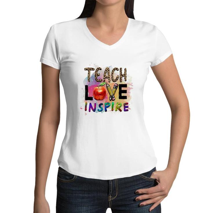 Teacher Leopard Teach Love Apple Great Women V-Neck T-Shirt