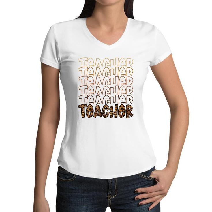 Teachers Are Encyclopedias Because They Are Very Knowledgeable Women V-Neck T-Shirt