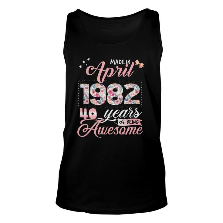 40Th Birthday Floral Gift For Womens Born In April 1982  Unisex Tank Top