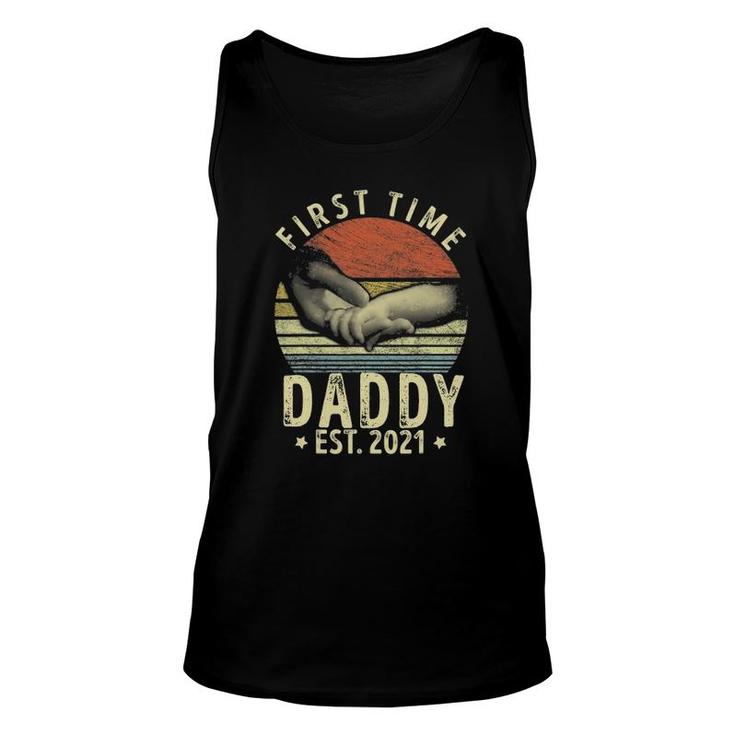First Time Daddy New Dad Est 2021 Design Fathers Day Idea Unisex Tank Top