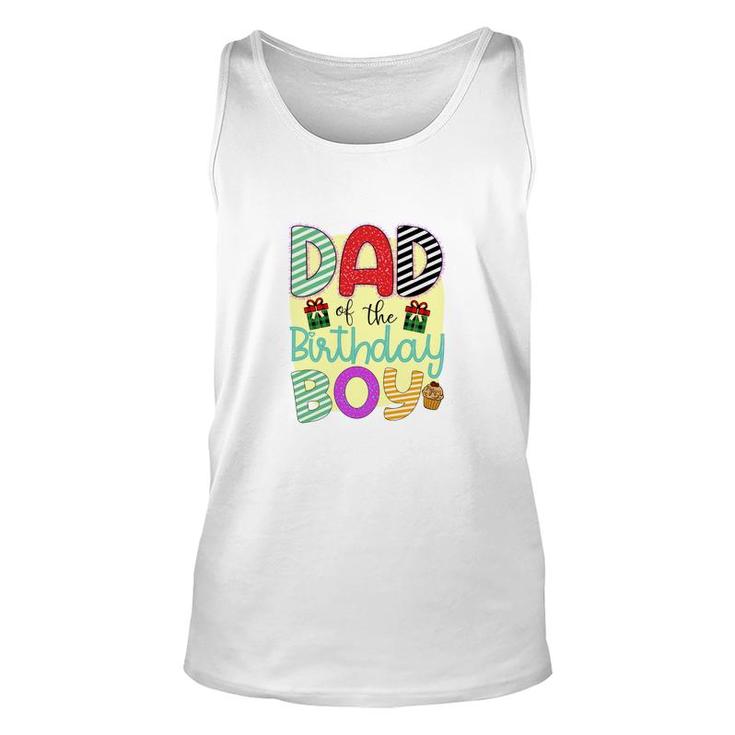 Dad Of Te Birthday Boy With Many Beautiful Gifts In The Party Unisex Tank Top