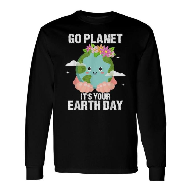 Earth Day 2022 Cute Earth Day Fun Earth Day Teachers Earth Long Sleeve T-Shirt