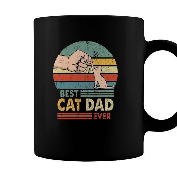 Best Cat Dad Ever Retro Vintage Paw Fist Bump Gift For Who Loves Cat Kitten Owners Coffee Mug