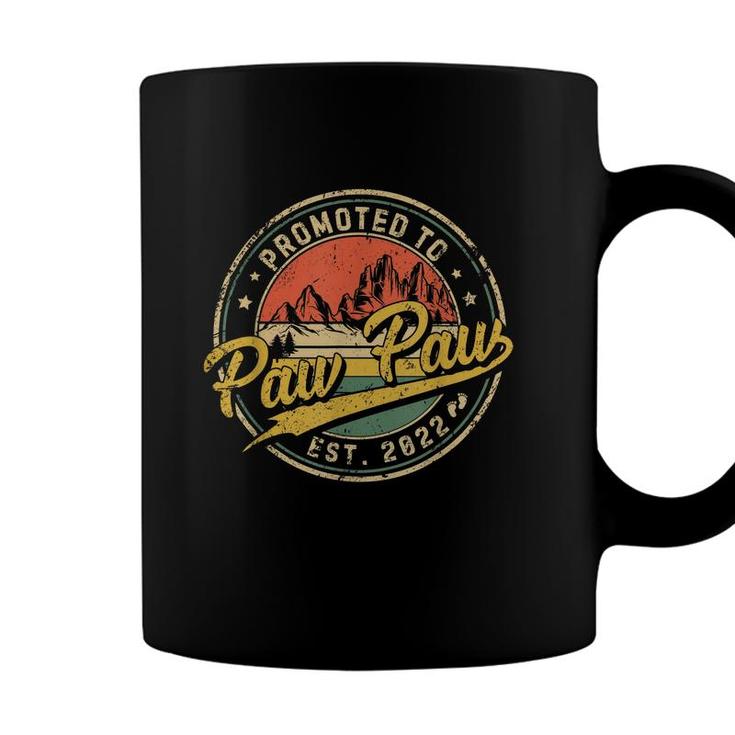 Mens Promoted To Paw Paw Est 2022 Retro New Grandpa First Grandpa  Coffee Mug