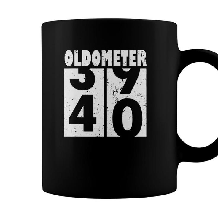 Oldometer 40 Funny 40Th Birthday Gift 39- 40 Years Old Coffee Mug
