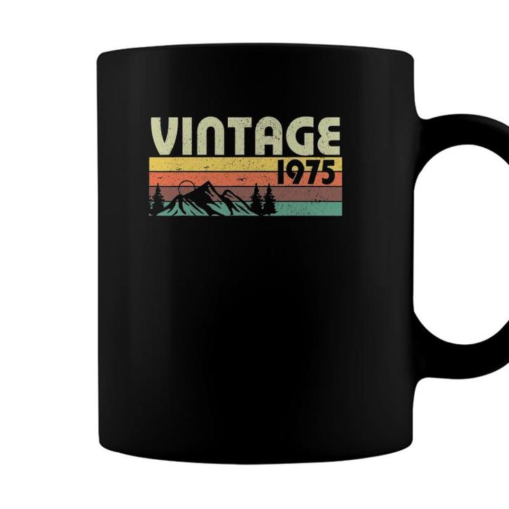 Retro Vintage 1975 Graphics 47Th Birthday Gift 47 Years Old Coffee Mug