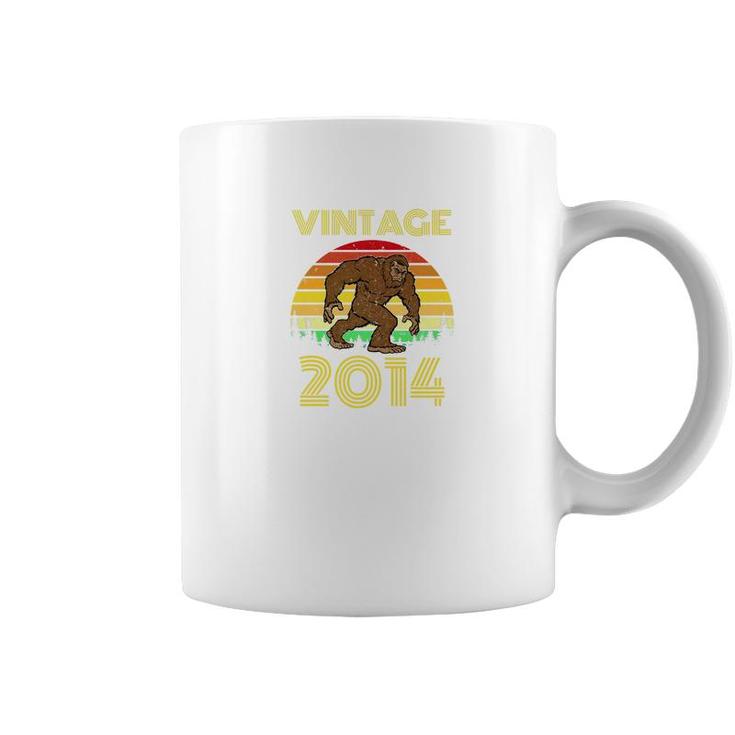 2014 5Th Birthday Vintage Bigfoot 5 Years Old Gift Coffee Mug