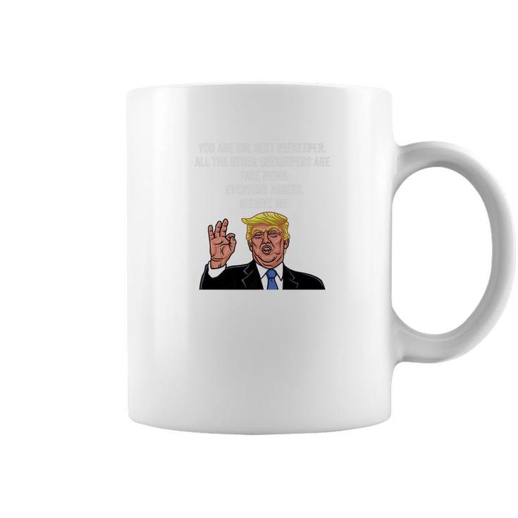 Funny Trump Beekeeper Honey Farmer Apiarist Gift Tee Coffee Mug