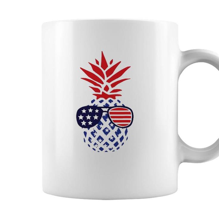 Hawaiian Pineapple American Flag Sunglasses 4Th Of July Coffee Mug