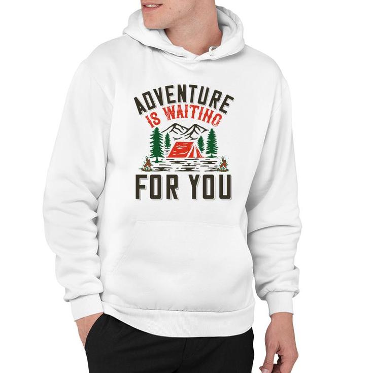 Travel Lover Says Adventure Is Waiting For You To Explore Hoodie