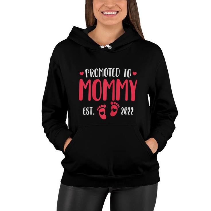 Womens Promoted To Mommy 2022 Pregnancy Reveal New Mom Women Hoodie