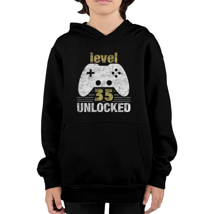 Level 35 Unlocked 35Th Birthday 35 Years Old Gift For Gamers Youth Hoodie