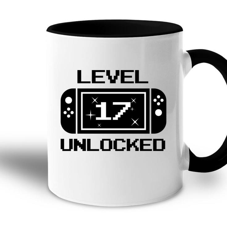 Level 17 Black Gamer 17Th Birthday Great Accent Mug