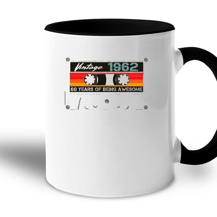 Vintage 1962 Retro Cassette 60Th Birthday 60 Years Old Accent Mug