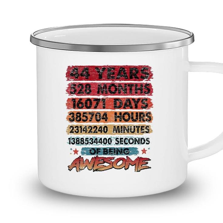 44Th Birthday 44 Years Old Vintage Retro 528 Months Birthday Camping Mug