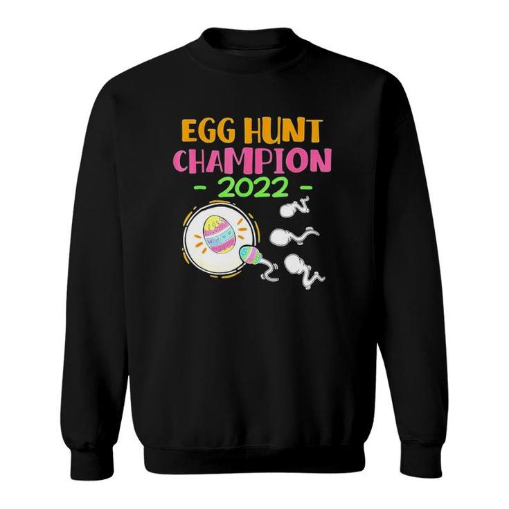 Egg Hunt Champion 2022 Easter Pregnancy Announcement Sweatshirt