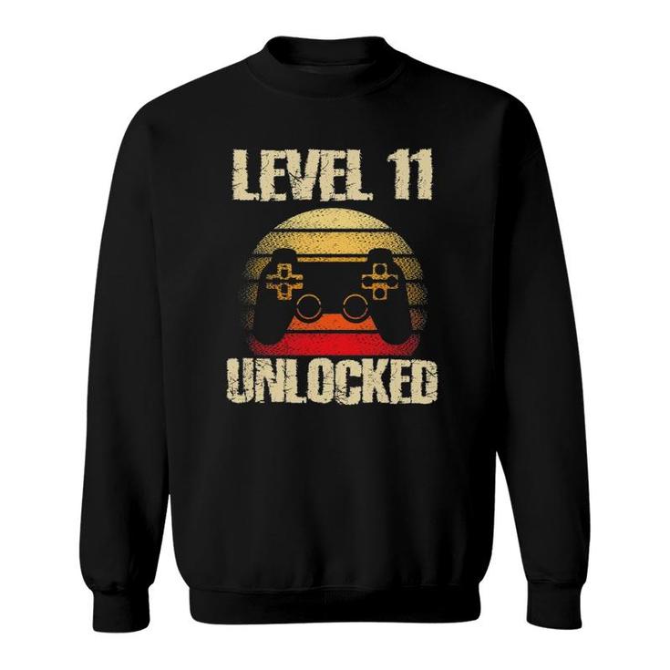Level 11 Unlocked Boys 11Th Birthday 11 Years Old Boy Gamer Sweatshirt