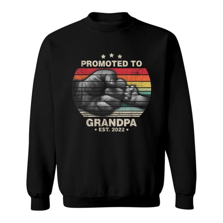 Promoted To Grandpa Est 2022 Men Vintage First Time Grandpa  Sweatshirt