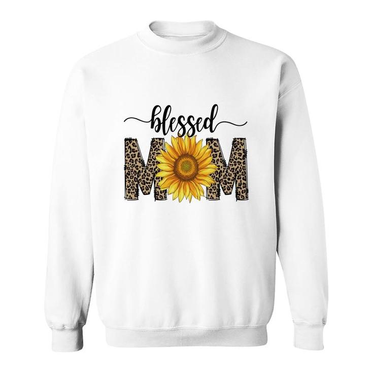 Blessed Mom With Sunflower And Leopard Vintage Mothers Day Design Sweatshirt