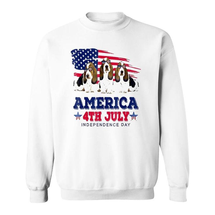 Funny Basset Hound With Us American Flag 4Th Of July Sweatshirt