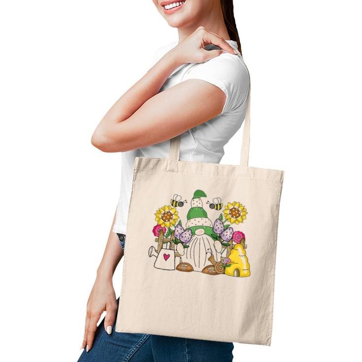 Cute Flower Garden Gnome With Bees And Flowers Gift Gardener Tote Bag