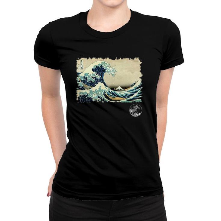 Famous Vintage Japanese Fine Art Great Wave Stylish Design Women T-shirt