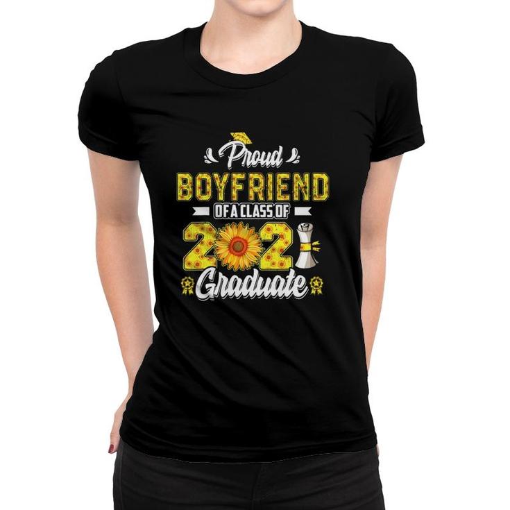 Proud Boyfriend Of A Class Of 2021 Graduate Senior Sunflower Women T-shirt