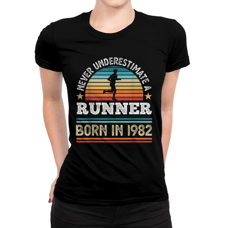 Runner Born In 1982 40Th Birthday Running Gift Dad  Women T-shirt
