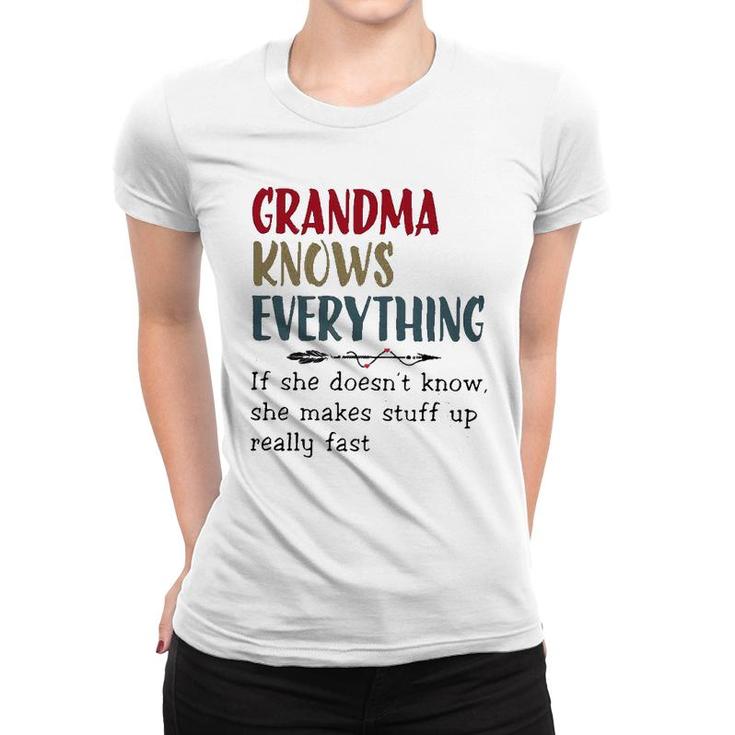 Grandma Knows Everything Womens Funny Grandma Women T-shirt